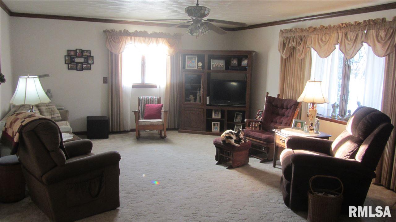 7427 106th Avenue West Taylor Ridge, IL 61284 - Photo 3 of 24 Gallery Image 3