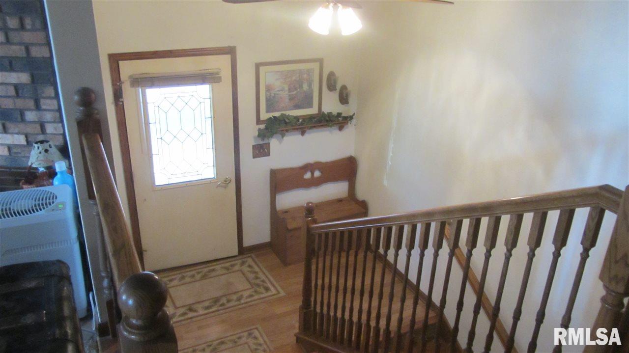7427 106th Avenue West Taylor Ridge, IL 61284 - Photo 5 of 24 Gallery Image 5