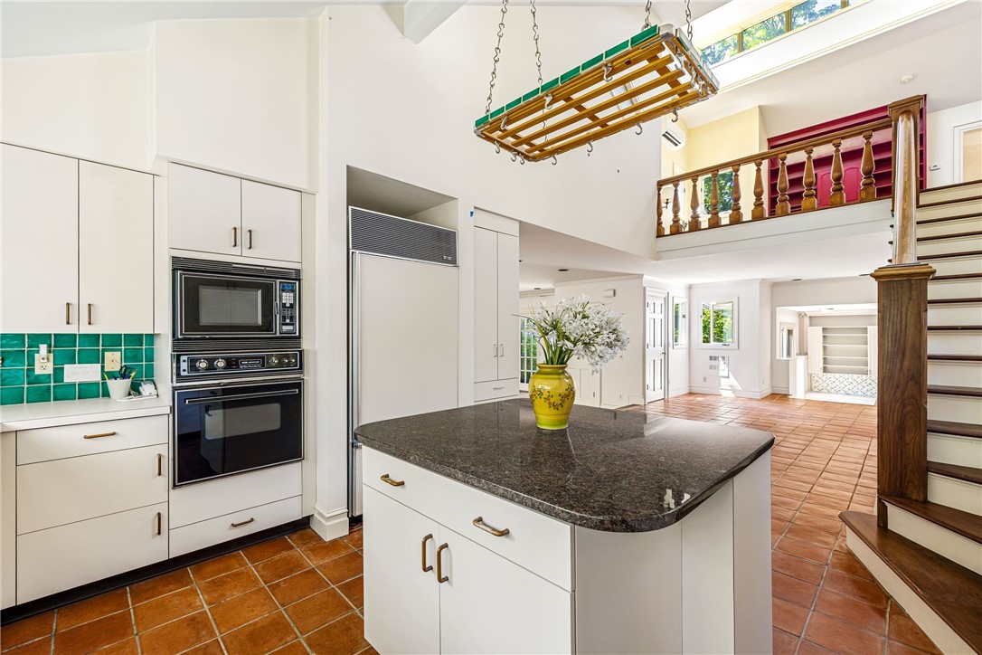 97 Harrison Avenue, Unit P1 Newport, RI 02840 - Photo 24 of 43 Kitchen