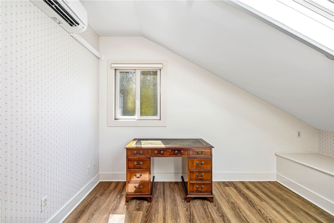 97 Harrison Avenue, Unit P1 Newport, RI 02840 - Photo 36 of 43 Second bedroom