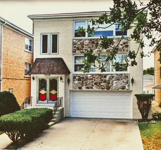 $1,500 | 5025 Carol Street, Unit 1, Skokie, IL 60077