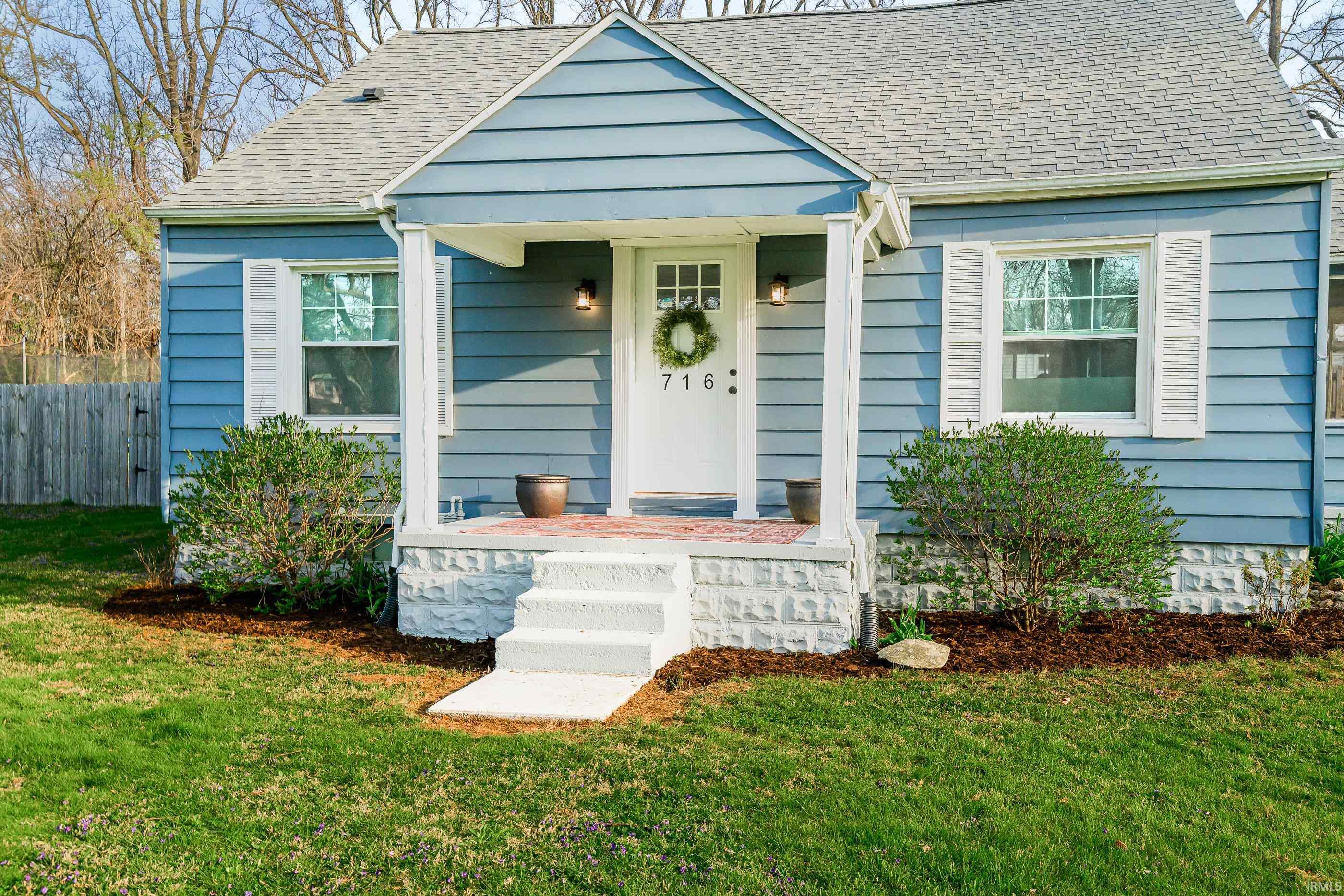 716 West Ralston Drive Bloomington, IN 47403 - Photo 3 of 35