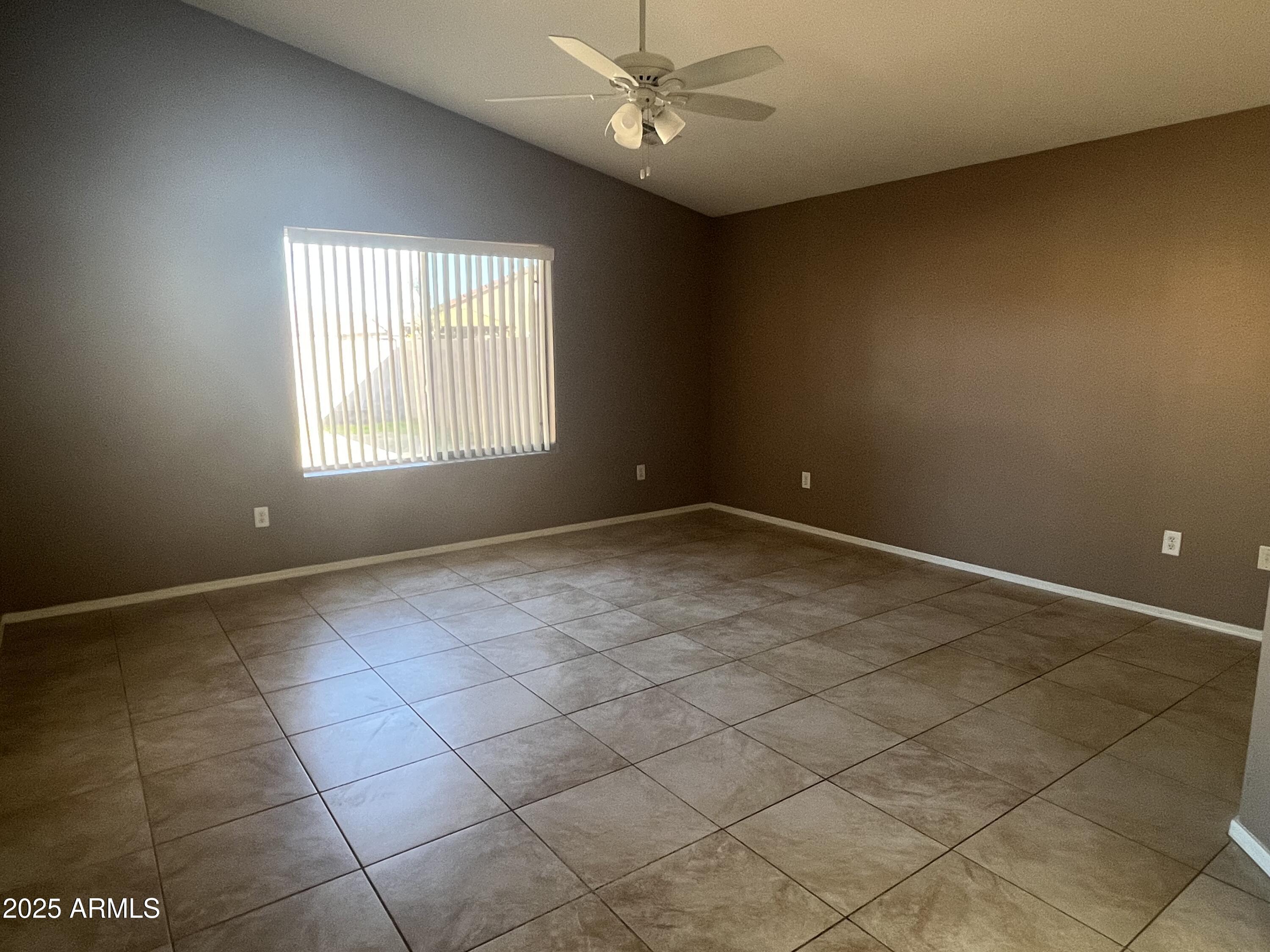 2205 South 113th Avenue Avondale, AZ 85323 - Photo 11 of 13 IMG_5002