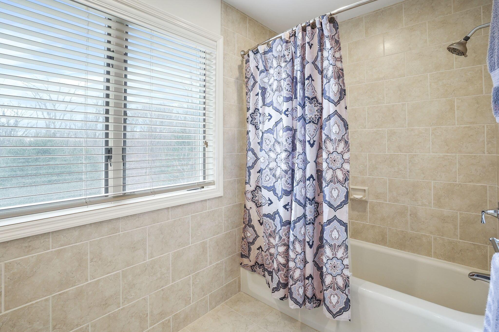 8590 Lavelle Road Athens, OH 45701 - Photo 47 of 113 Full Bathroom (Primary)
