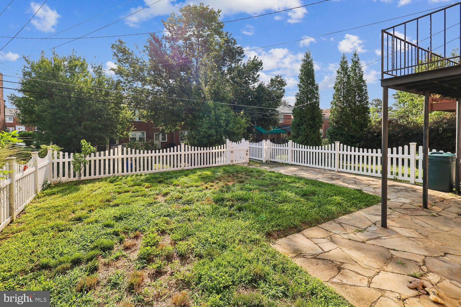 329 Whitfield Road Baltimore, MD 21228 - Photo 5 of 29 Backyard