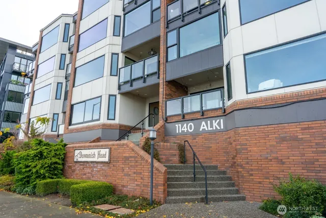 $3,500 | 1140 Alki Avenue Southwest, Unit 303, Seattle, WA 98116