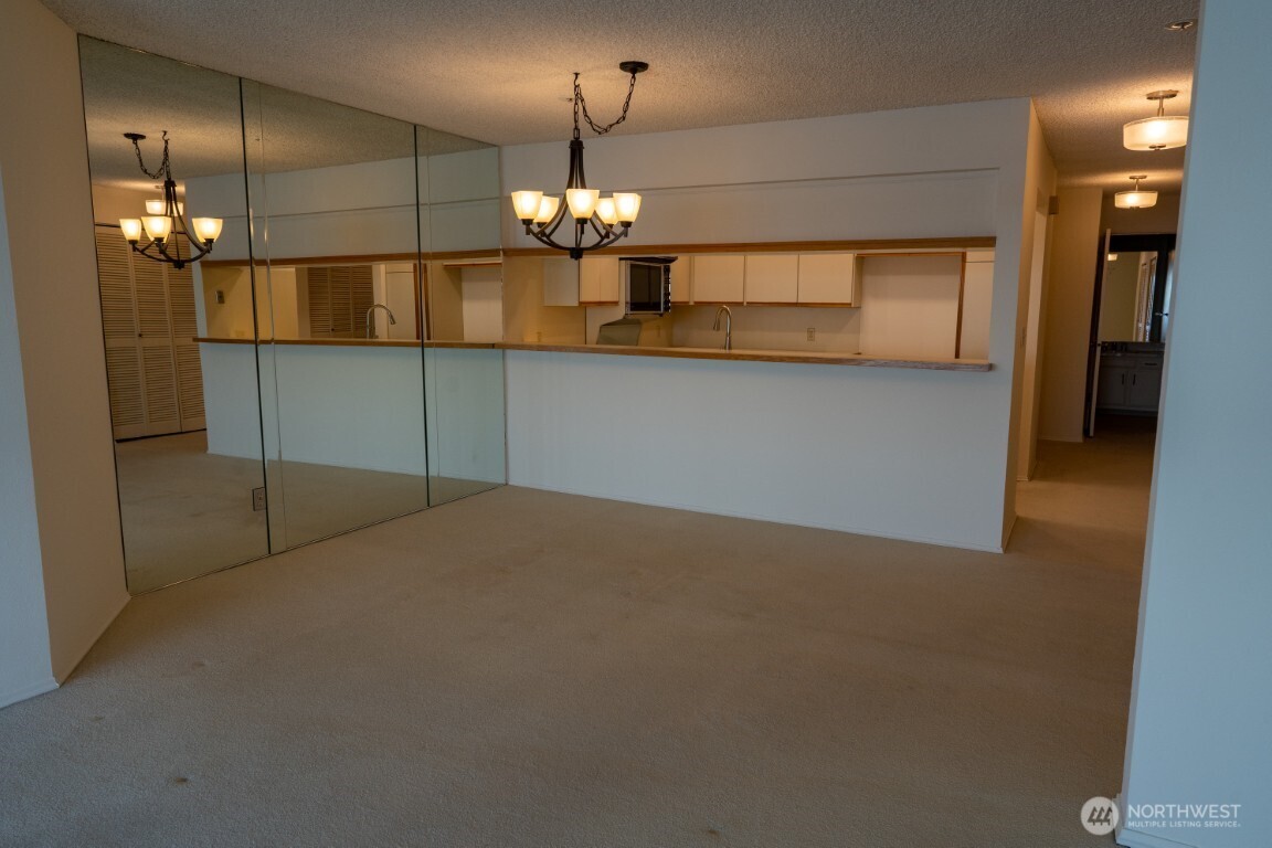 1140 Alki Avenue Southwest, Unit 303 Seattle, WA 98116 - Photo 11 of 28