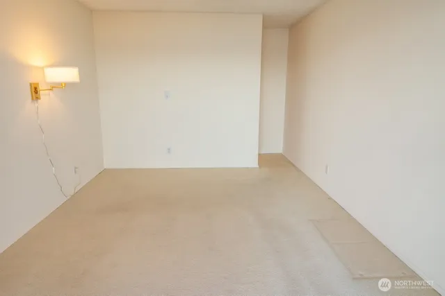 $3,500 | 1140 Alki Avenue Southwest, Unit 303, Seattle, WA 98116