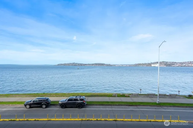 $3,500 | 1140 Alki Avenue Southwest, Unit 303, Seattle, WA 98116