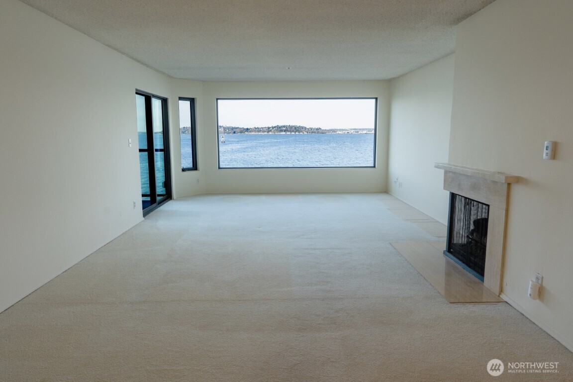 1140 Alki Avenue Southwest, Unit 303 Seattle, WA 98116 - Photo 10 of 28