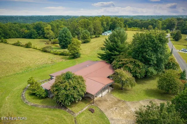 $350,000 | 221 Craig Road, Monterey, TN 38574