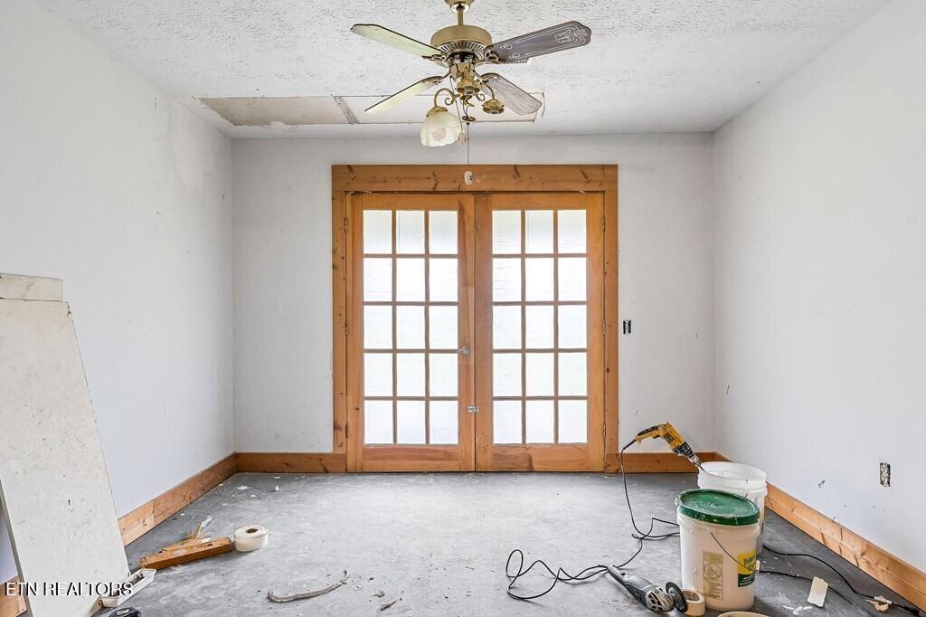 221 Craig Road Monterey, TN 38574 - Photo 30 of 43 30