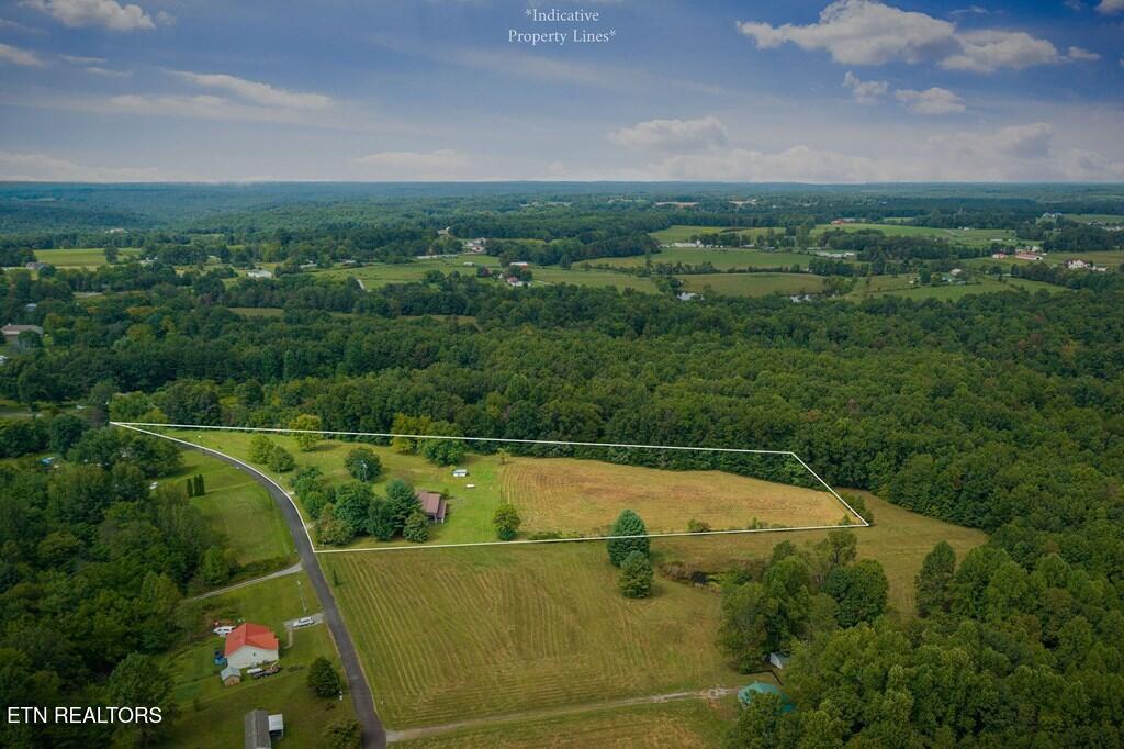 221 Craig Road Monterey, TN 38574 - Photo 3 of 43 3