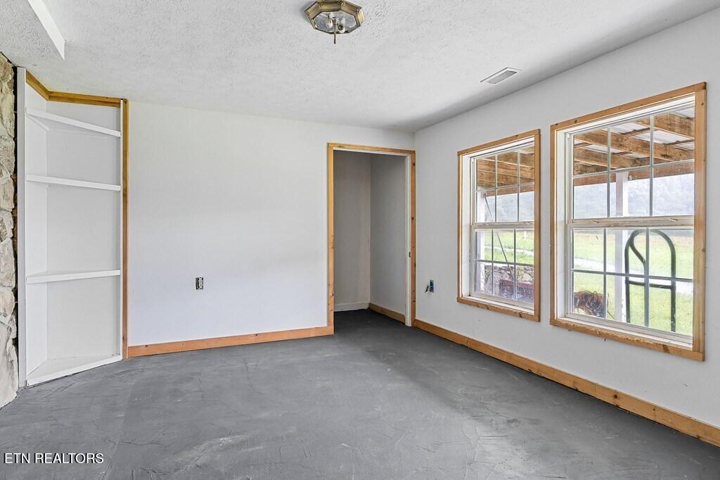 221 Craig Road Monterey, TN 38574 - Photo 31 of 43 31