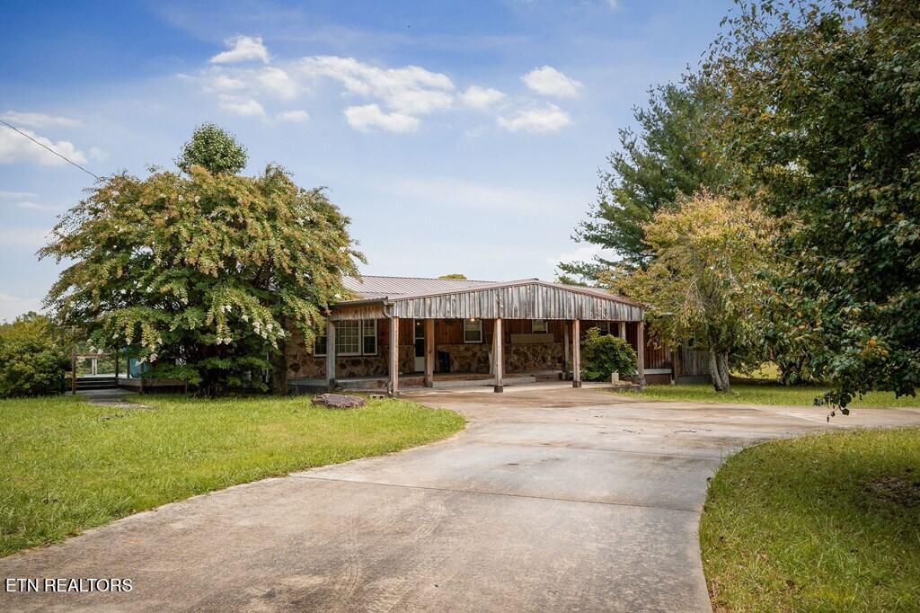 221 Craig Road Monterey, TN 38574 - Photo 39 of 43 40