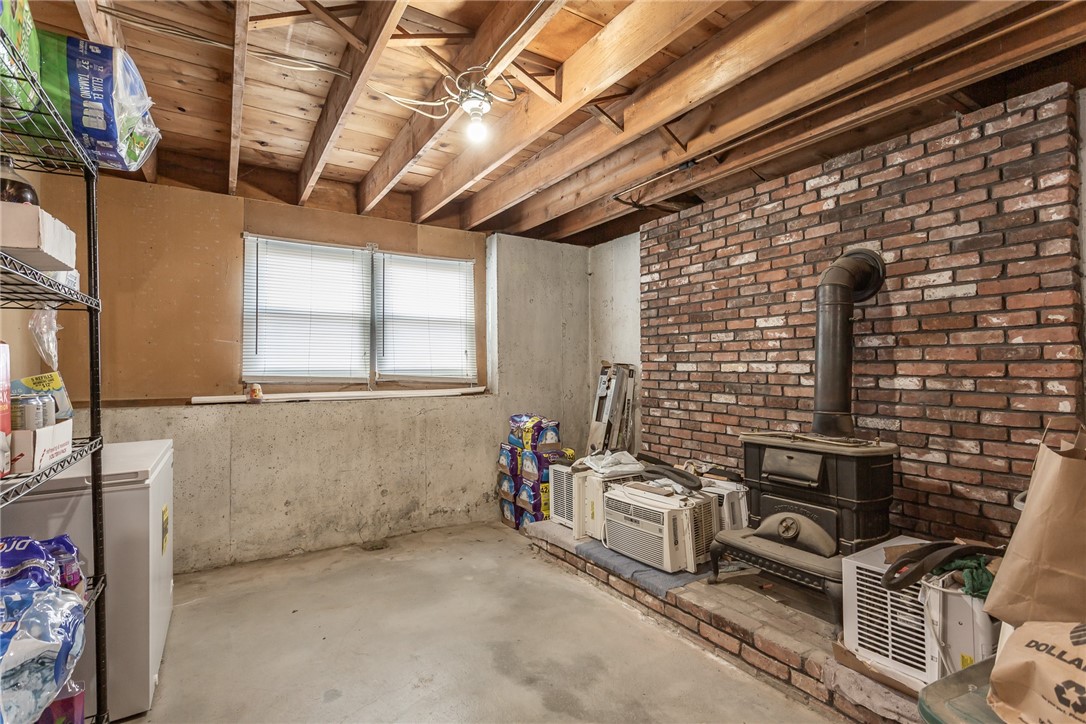 33 Harkness Road North Smithfield, RI 02896 - Photo 23 of 24