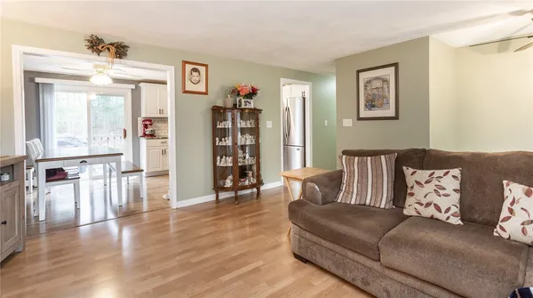 $469,900 | 33 Harkness Road, North Smithfield, RI 02896