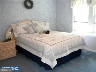 274 Mercer Street Hamilton Square, NJ 08690 - Photo 7 of 11 Bedroom - Main