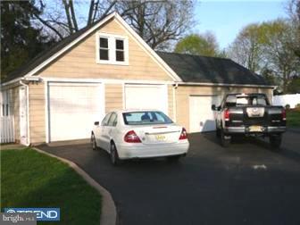 274 Mercer Street Hamilton Square, NJ 08690 - Photo 10 of 11 Exterior Back