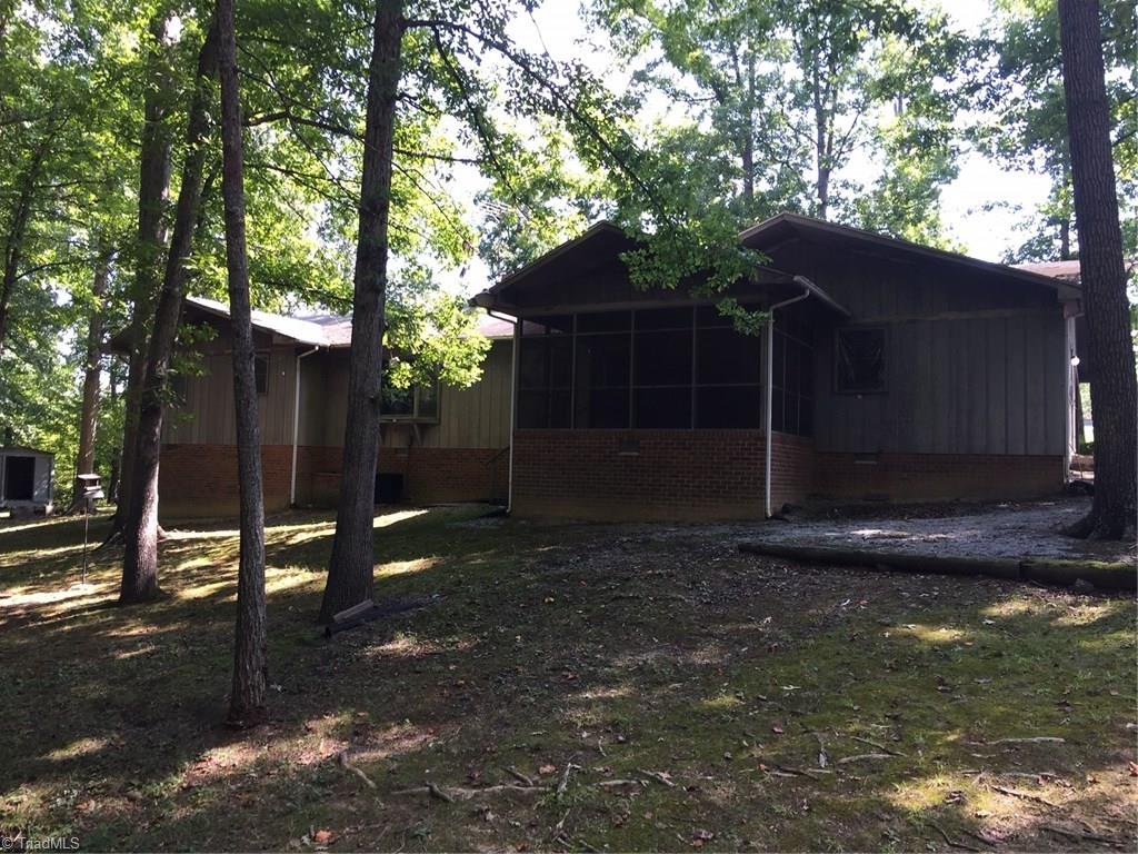 1614 Jackson Lake Road High Point, NC 27263 - Photo 13 of 15 Back of home