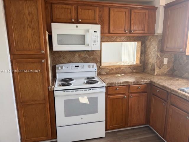 8000 Harding Avenue, Unit 5C Miami Beach, FL 33141 - Photo 6 of 16