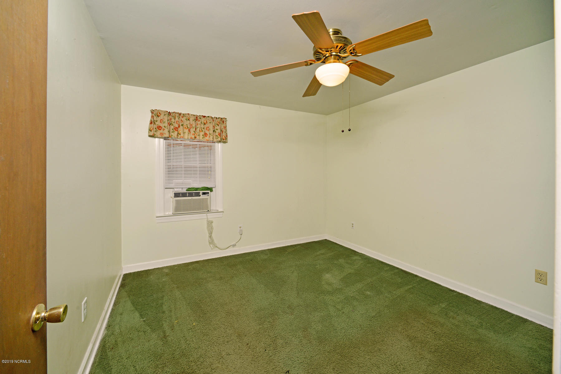 6097 Stokestown Saint John Road Ayden, NC 28513 - Photo 17 of 35 6097 Stokestown St John Rd-00019