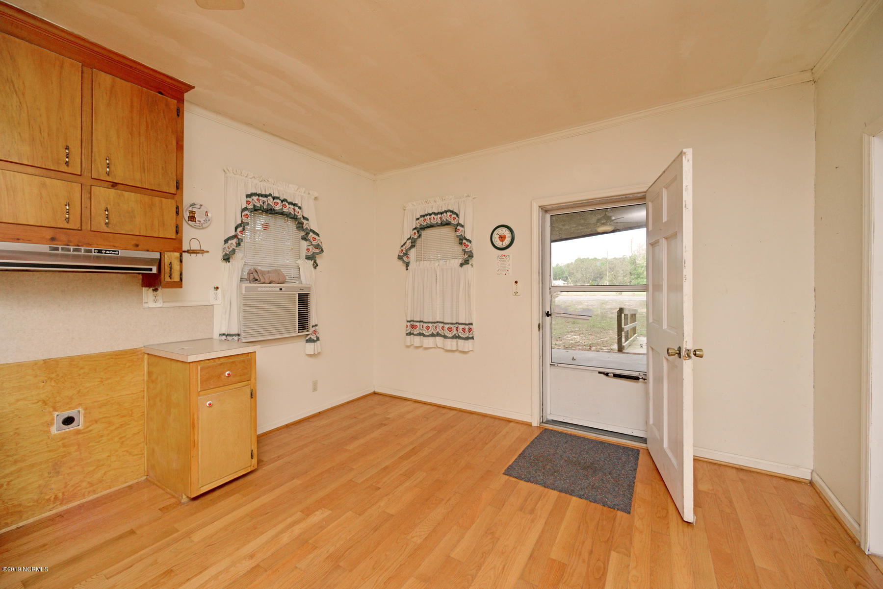 6097 Stokestown Saint John Road Ayden, NC 28513 - Photo 7 of 35 6097 Stokestown St John Rd-00009