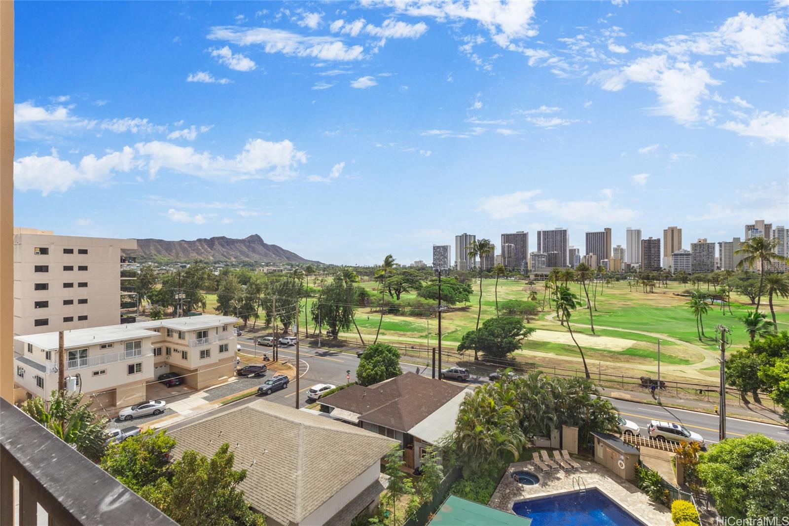 2916 Date Street, Unit 6G Honolulu, HI 96816 - Photo 14 of 20 a view of a city from a terrace