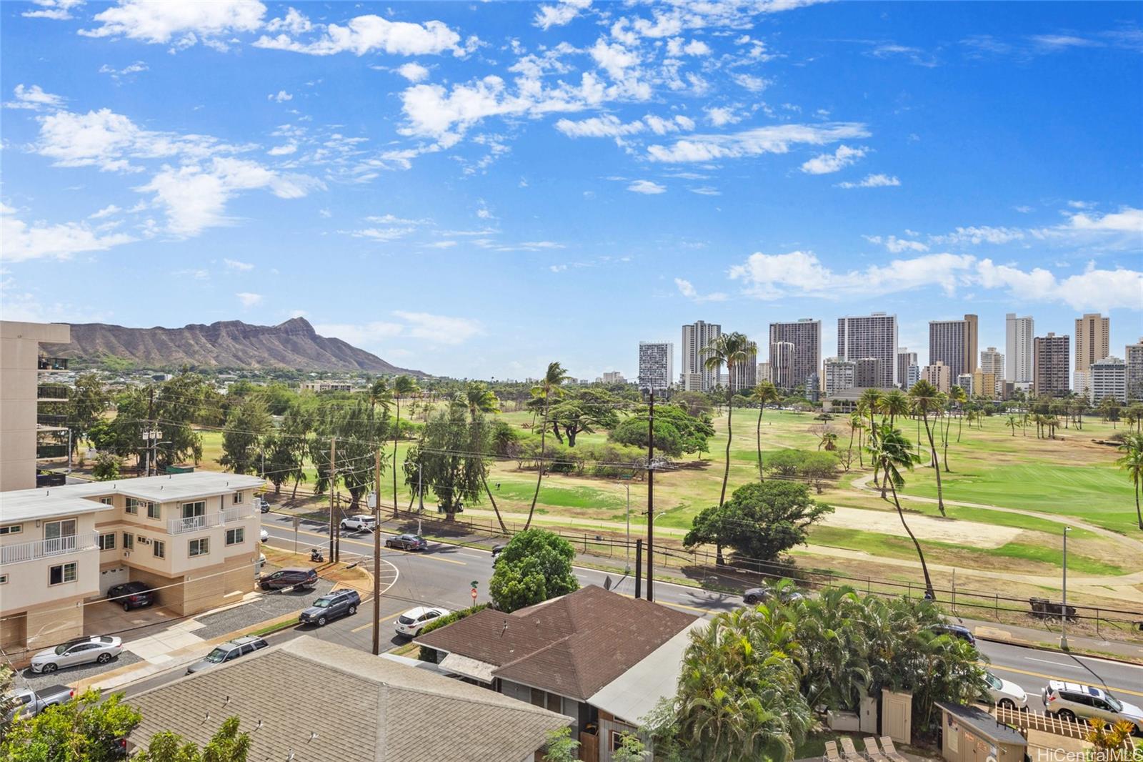2916 Date Street, Unit 6G Honolulu, HI 96816 - Photo 15 of 20 a view of a city from a terrace