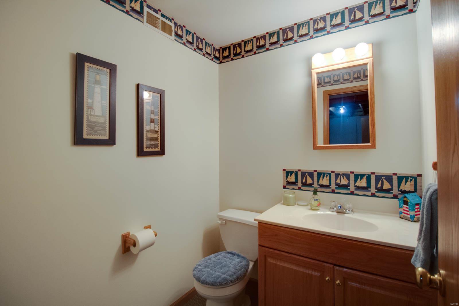 15143 North Humbert Road Brighton, IL 62012 - Photo 25 of 35