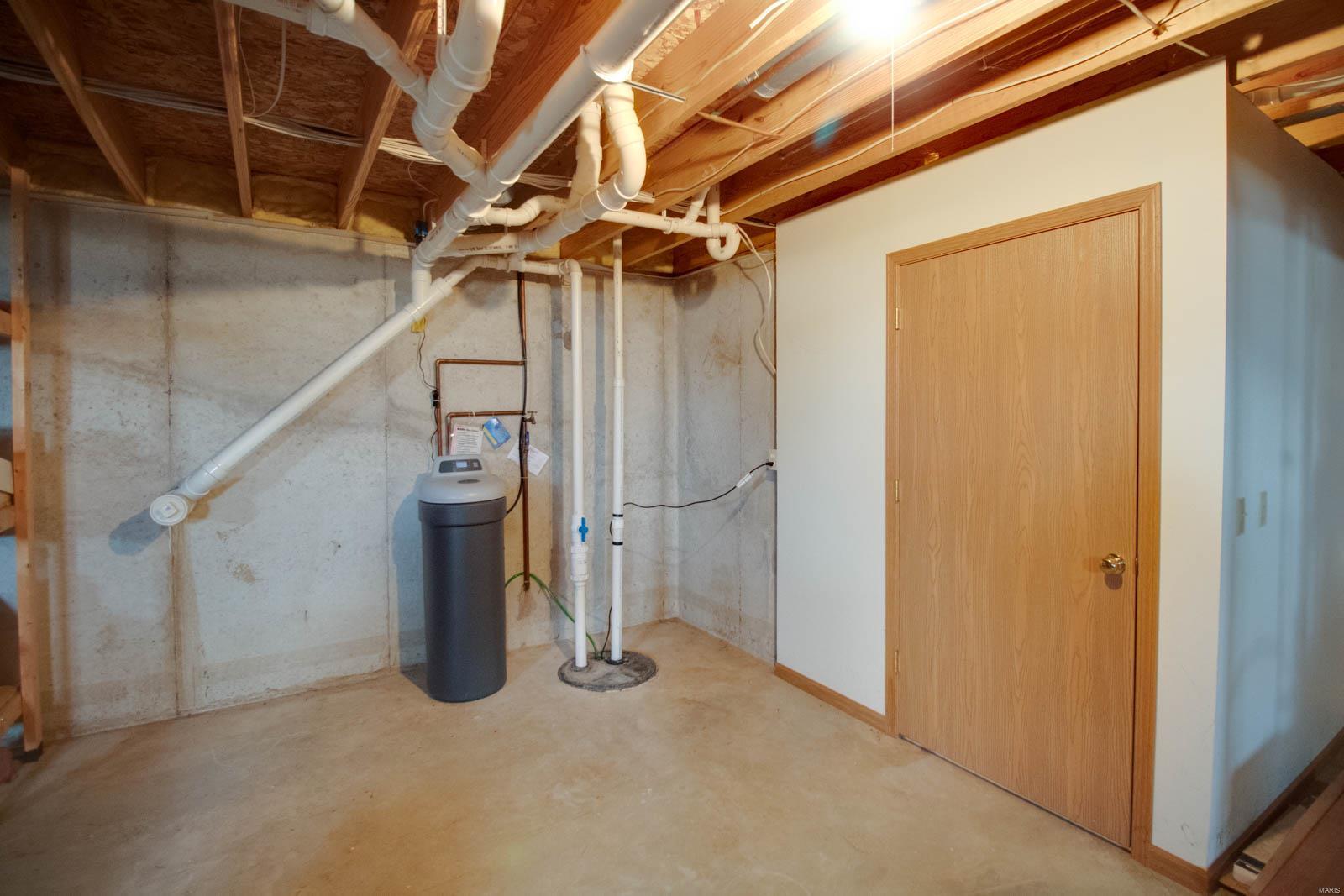15143 North Humbert Road Brighton, IL 62012 - Photo 27 of 35