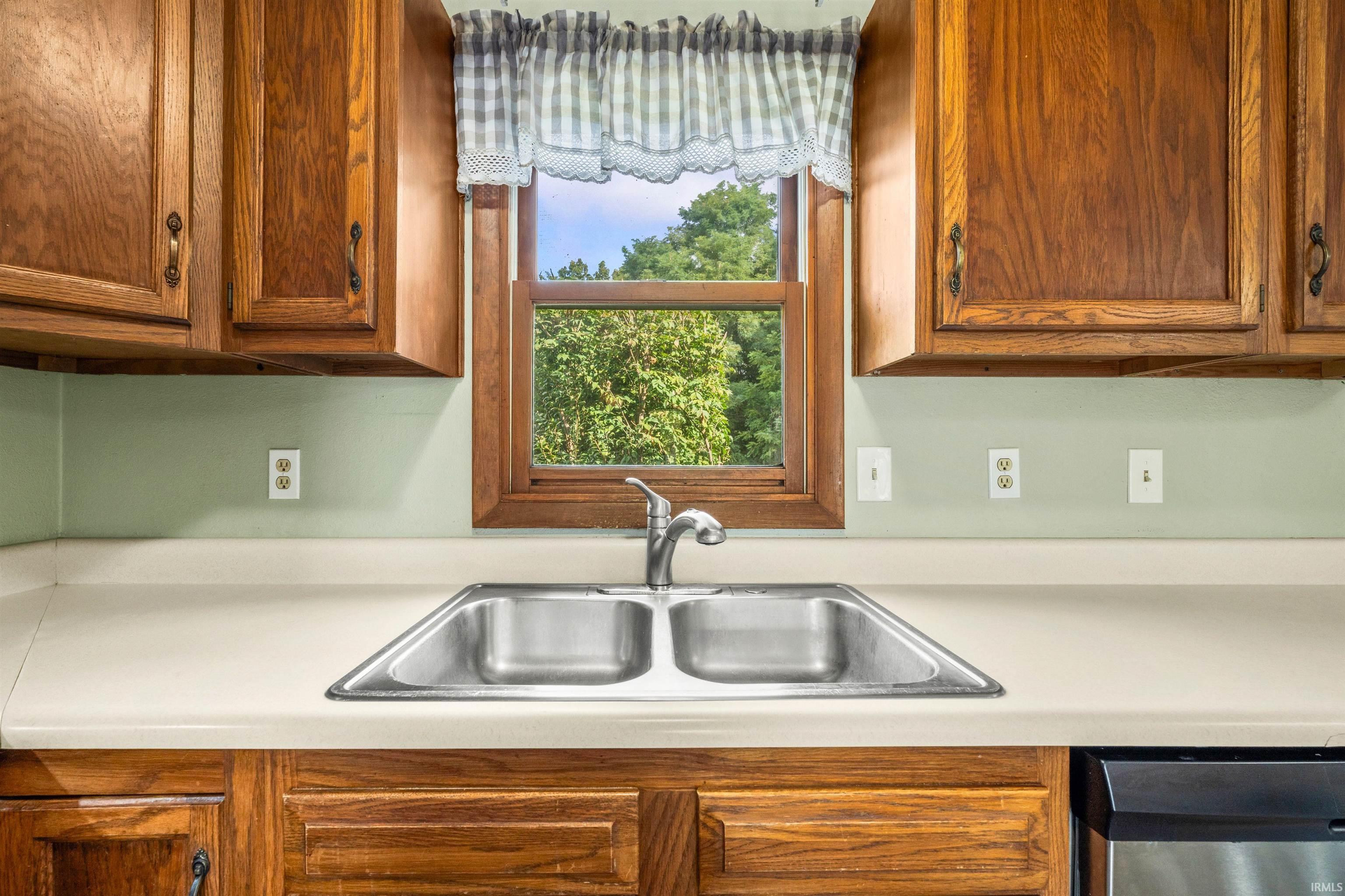 53261 Spring Court Granger, IN 46530 - Photo 17 of 50 Gallery Image 17