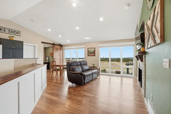 $750,000 | 14211 South Keeney Road, Spokane, WA 99224