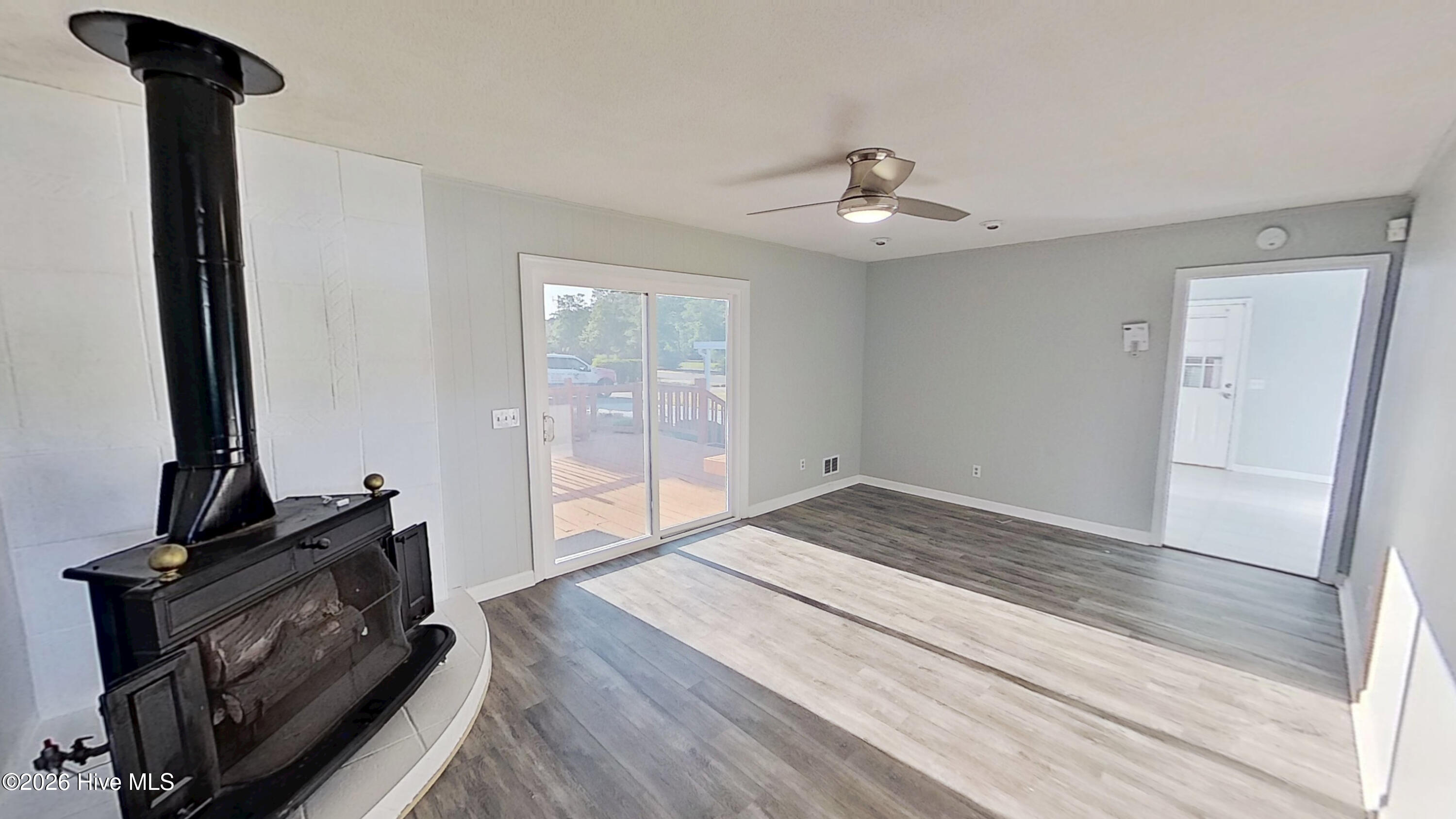 639 North College Road Wilmington, NC 28405 - Photo 2 of 25 02- 639 N College Rd