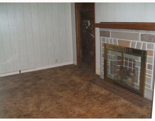 7538 Tyler Road Penn Hills, PA 15147 - Photo 3 of 8 Living Room.