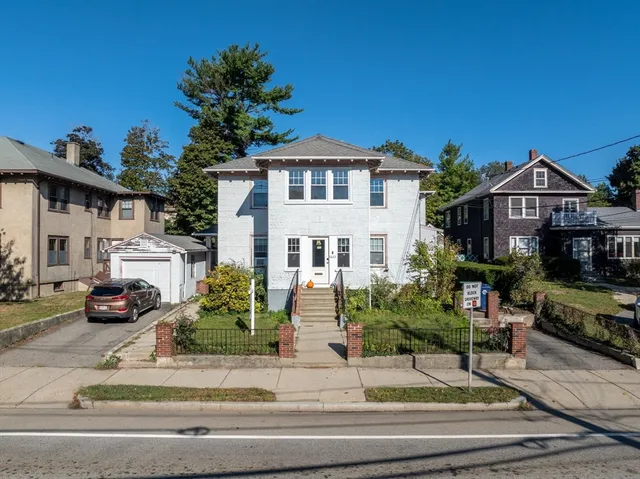 $2,800,000 | 1625 Centre Street, Newton, MA 02461