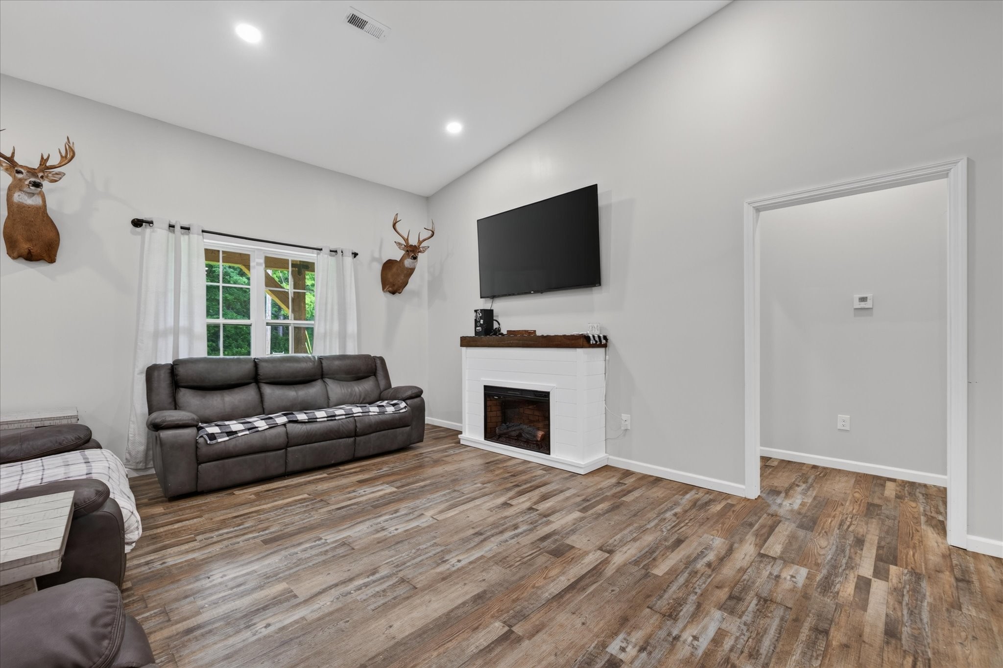 181 Hayes Ridge Road Indian Mound, TN 37079 - Photo 10 of 35