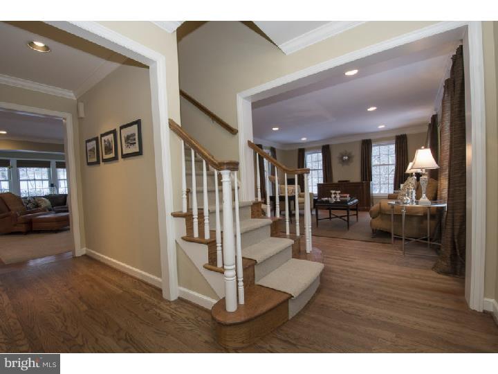 101 Woods Lane Wayne, PA 19087 - Photo 3 of 25