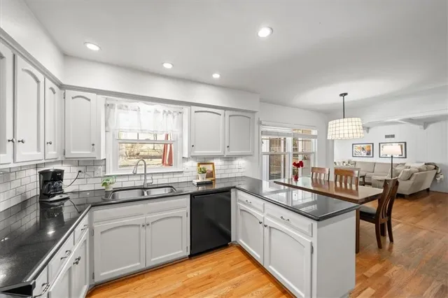 $895,000 | 9105 El Monte Drive, Prairie Village, KS 66207