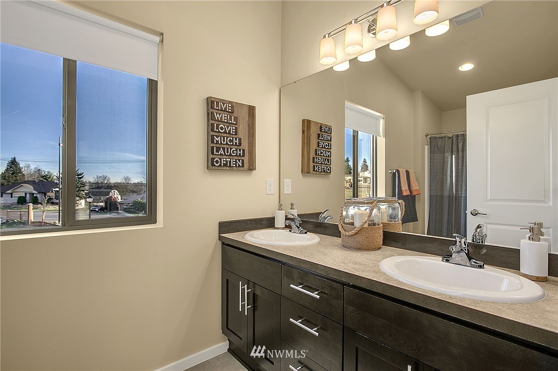 10628 Southeast 187th Street Renton, WA 98055 - Photo 22 of 24 Gallery Image 22