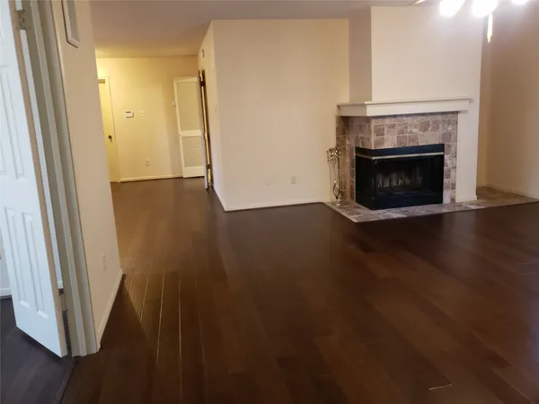 $2,500 | 7223 Yardley Drive, Katy, TX 77494