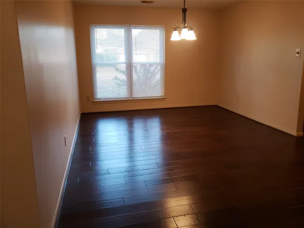 $2,500 | 7223 Yardley Drive, Katy, TX 77494