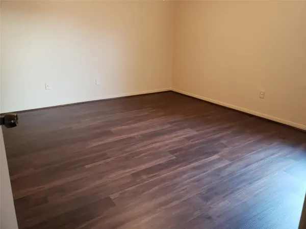 $2,500 | 7223 Yardley Drive, Katy, TX 77494