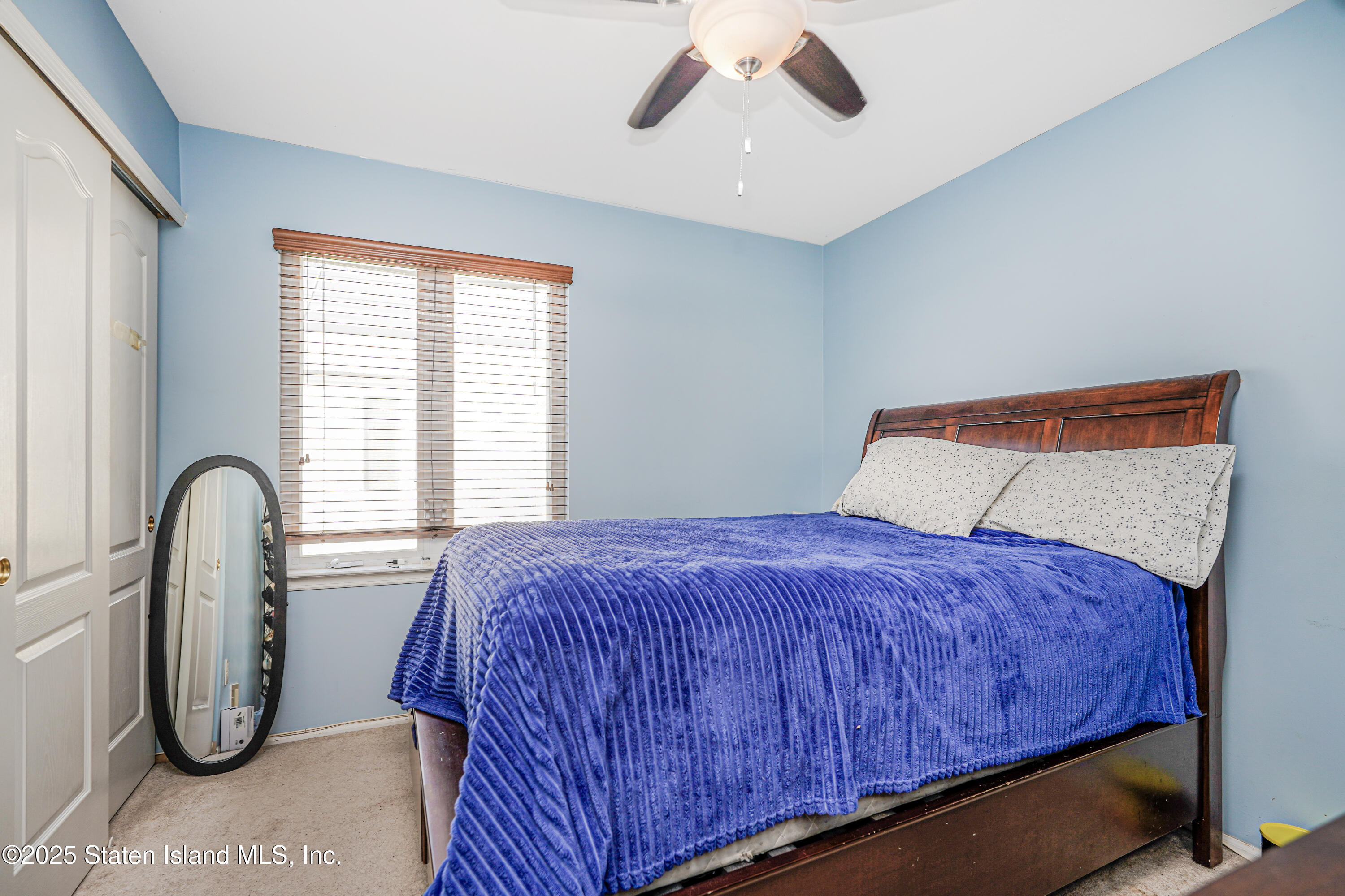 68 Erika Loop Staten Island, NY 10312 - Photo 18 of 29 Photo Apr 24 2025, 4 22 11 AM