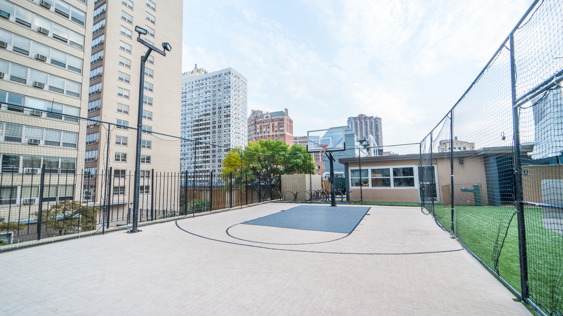 655 West Irving Park Road, Unit 2912 Chicago, IL 60613 - Photo 17 of 18