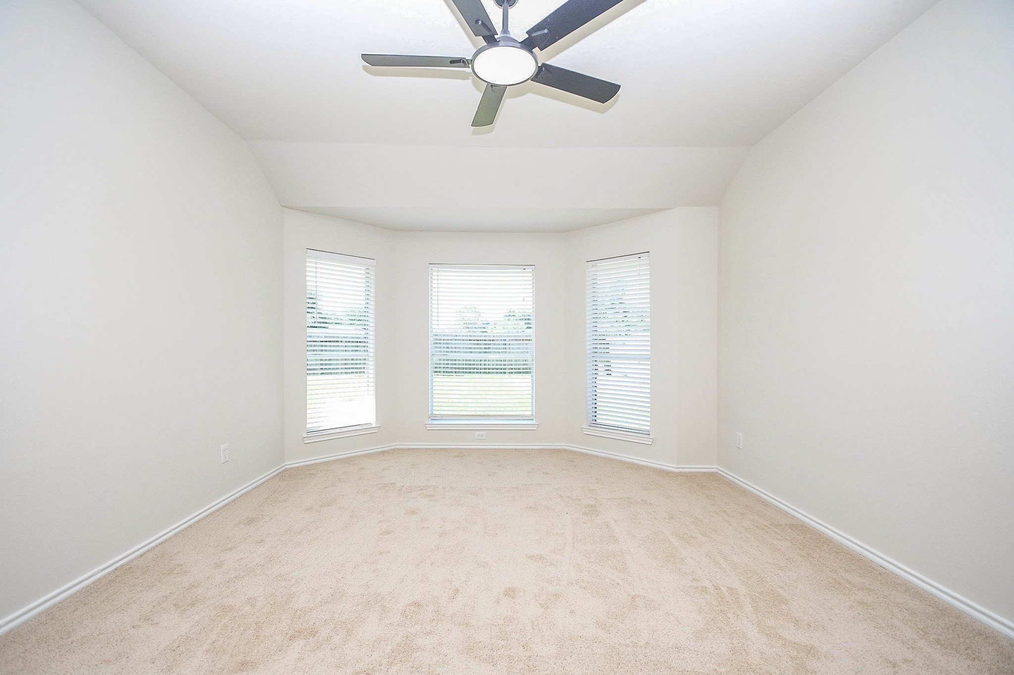 4810 Arbor Court Rosenberg, TX 77471 - Photo 11 of 20 a view of an empty room with a window