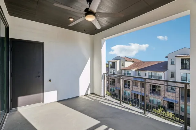 a view of a building from a ceiling room