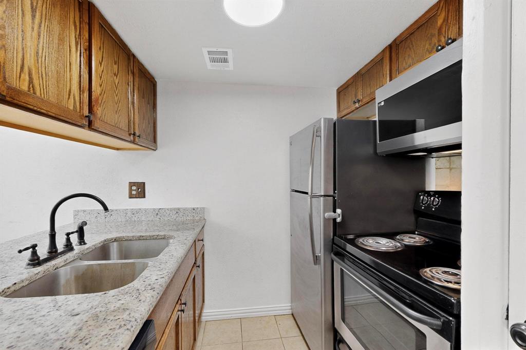 2003 Bennett Avenue, Unit 201 Dallas, TX 75206 - Photo 5 of 8