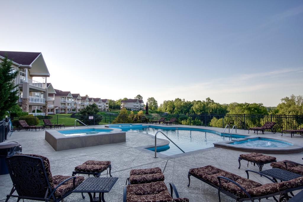 7100 Dale Ridge Road, Unit K6 Lancaster, TN 38569 - Photo 28 of 30 Pool is open seasonally... So hard to decide...lake fun or pool fun?!?