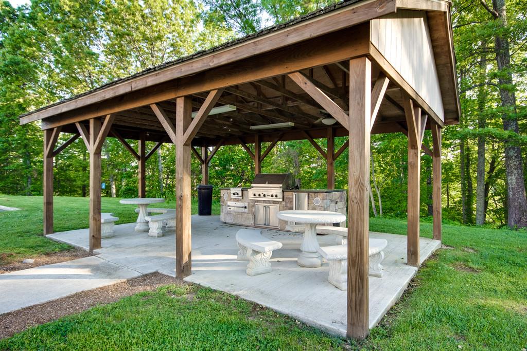 7100 Dale Ridge Road, Unit K6 Lancaster, TN 38569 - Photo 30 of 30 This Viking outdoor grill system is a big hit in this community!